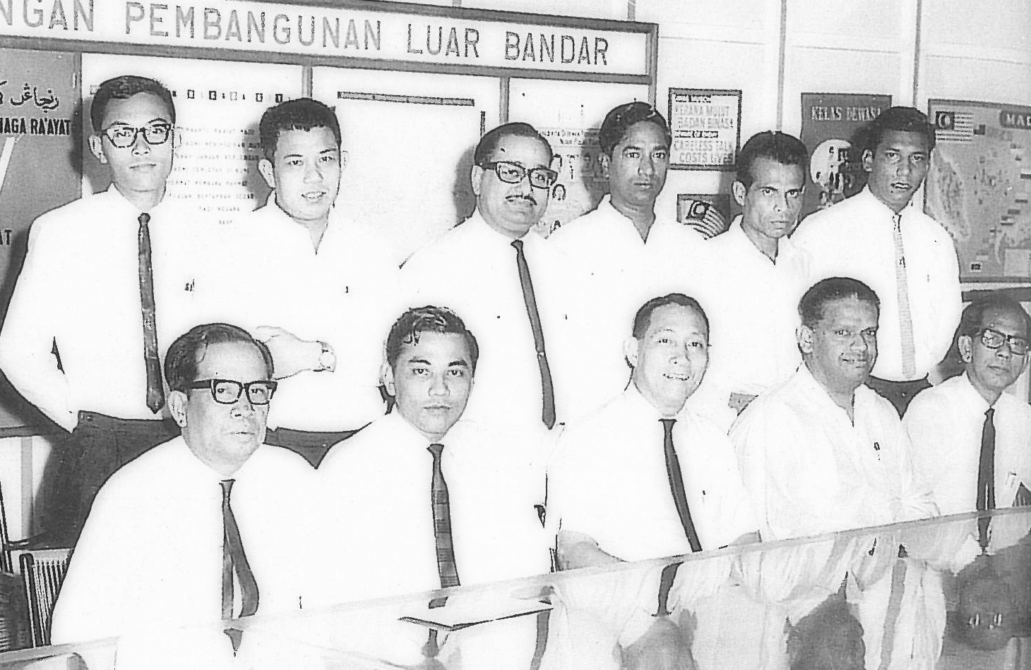 Lembaga Pengarah dalam usaha mengumpul dana