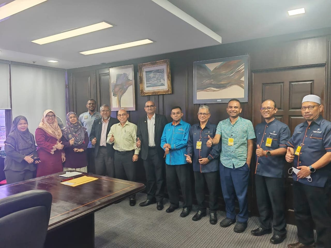 Pertemuan dengan Dato Bandar