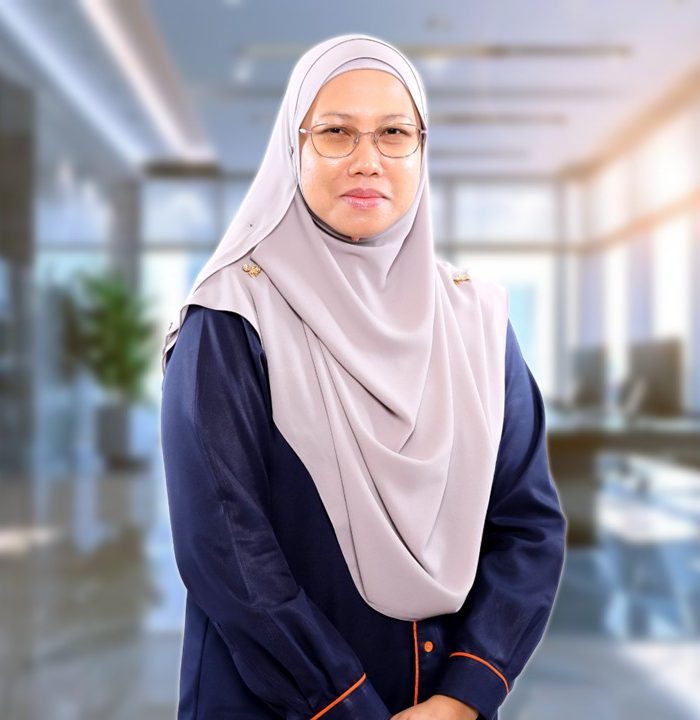PUAN SAZWANI BINTI SABDIN